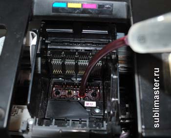 В даному випадку на фото принтер Epson Stylus T27