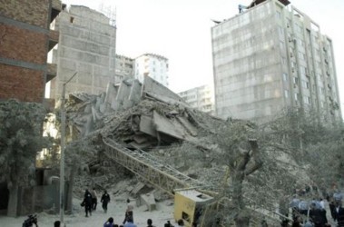 29 серпня 2007, 19:11 Переглядів:   Учора всю ніч йшли рятувальні роботи в Баку на місці зруйнованого 16-поверхового повністю недобудованого будинку