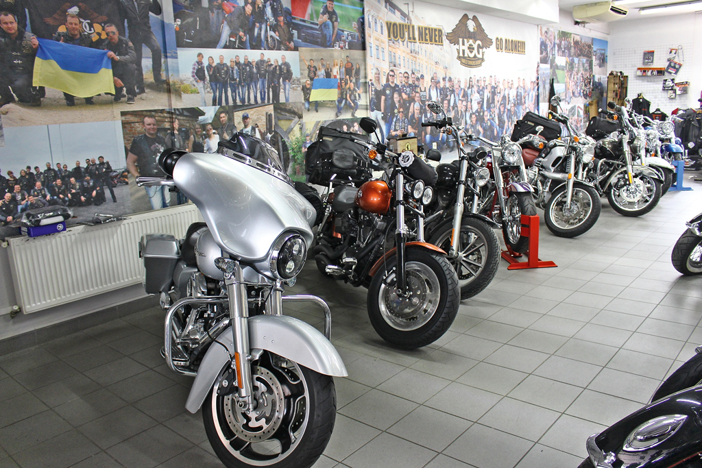 Шанувальники добротної техніки можуть знайти тут як легкі байки для міських поїздок, так і більш важкі, універсальні - для коротких і далеких подорожей