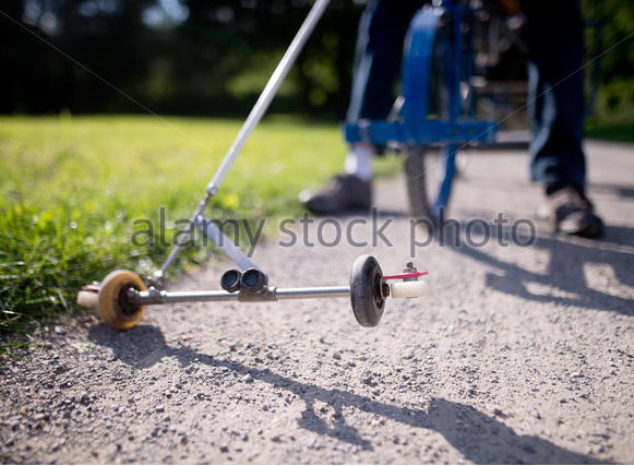 Тепер Матіас хоче, щоб його велосипед зміг допомогти в самостійно пересуванні і іншим незрячим людям