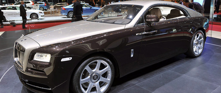 Rolls-Royce виводить на ринок конкурента Bentley Continental GT