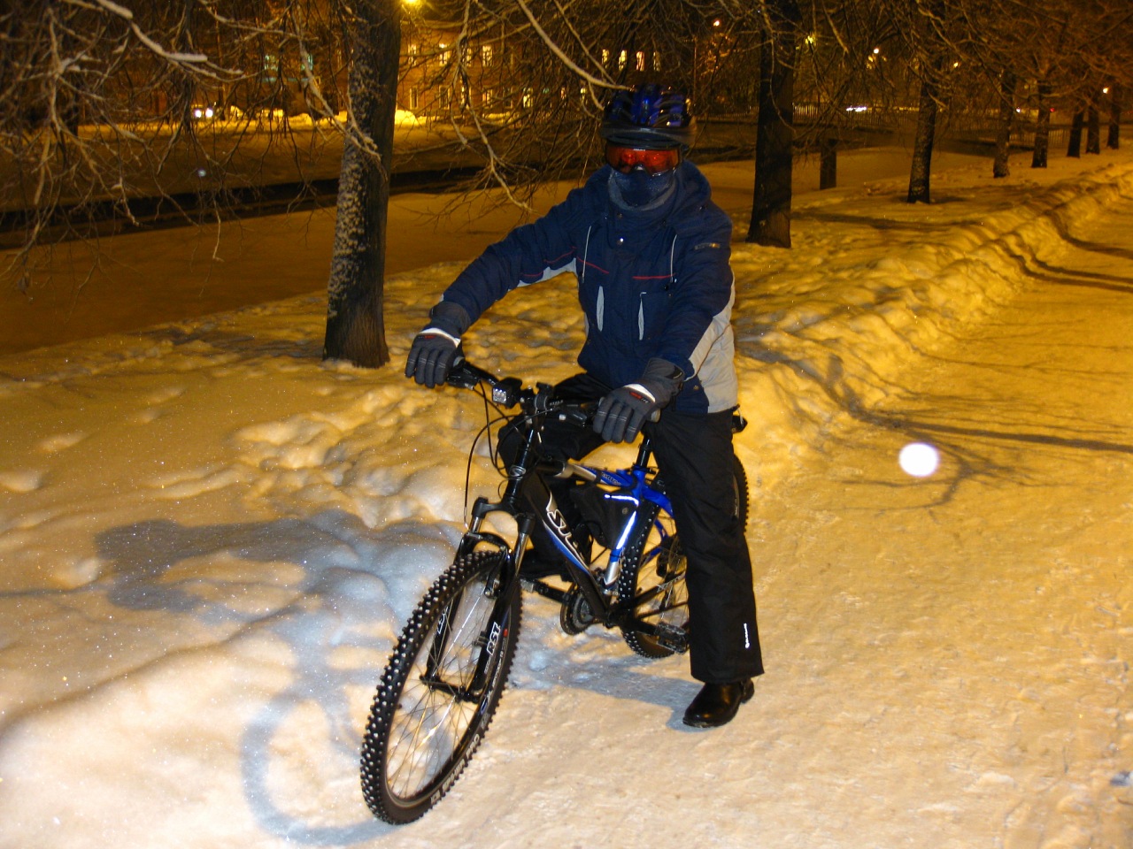 Огляд написаний користувачем велосипеда Stels Navigator 830 (2009 роки), - Антоном Свердлов з Санкт-Петербурга