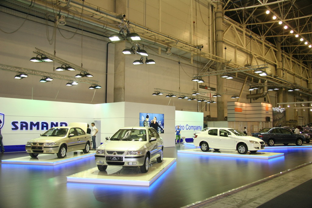 У цьому році генеральний імпортер, компанія «Мегатранс», представила на автосалоні SIA 2012 Перший зразки нових моделей іранського виробництва