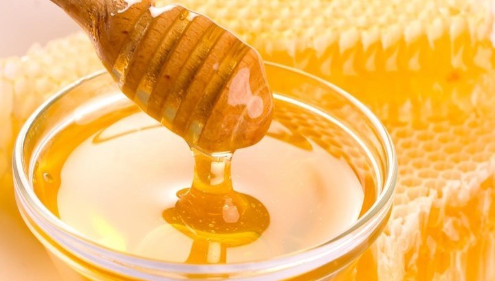 Практично кожен з нас добре знає про те, яку користь несе якісний і натуральний мед для здоров'я кожної людини