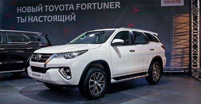 Зовсім недавно в Москві пройшла презентація великого рамного позашляховика Toyota Fortuner для російського ринку